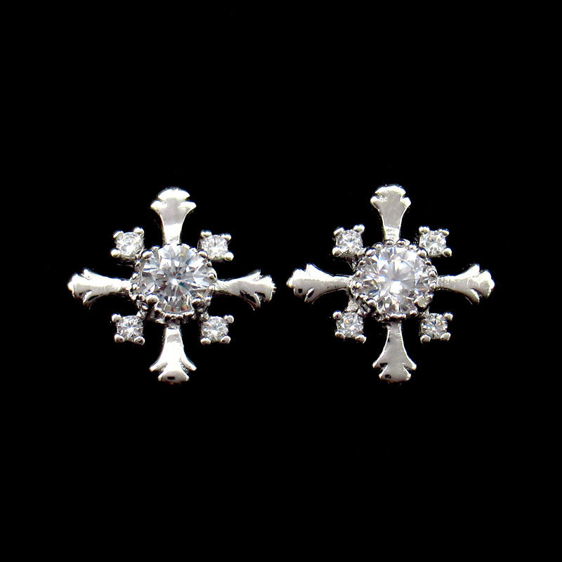 Customized Size 925 Silver Earrings With AAA Grade Cubic Zirconia